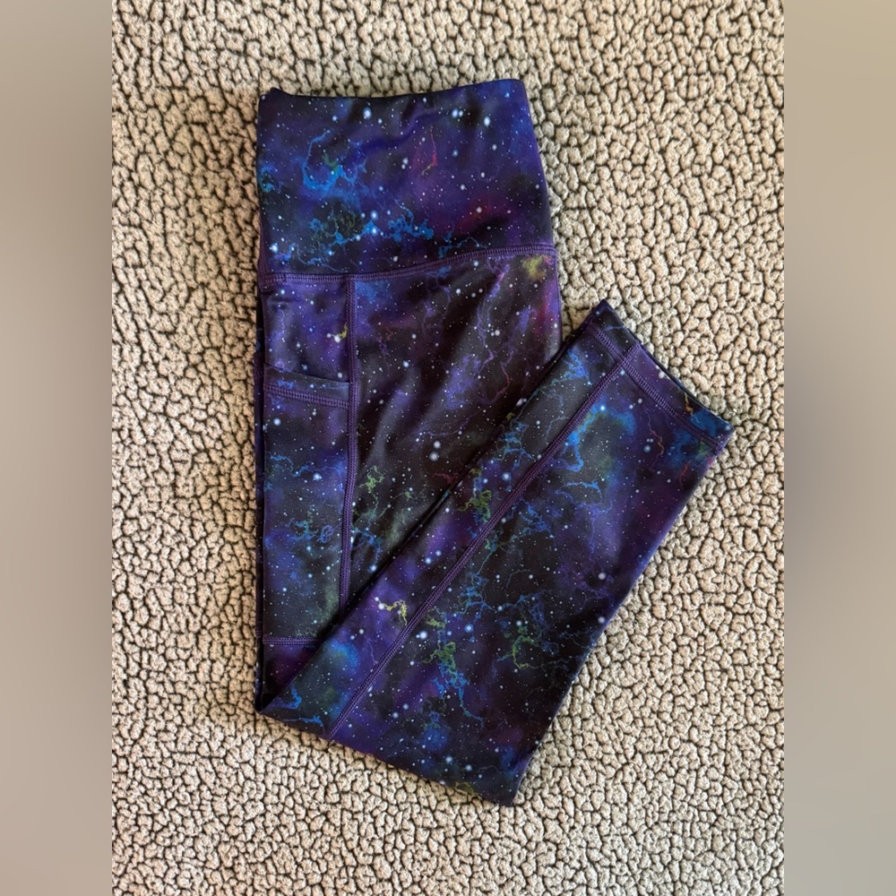 CVG Constantly Varied Gear Galaxy Capri Leggings Women’s Size Medium